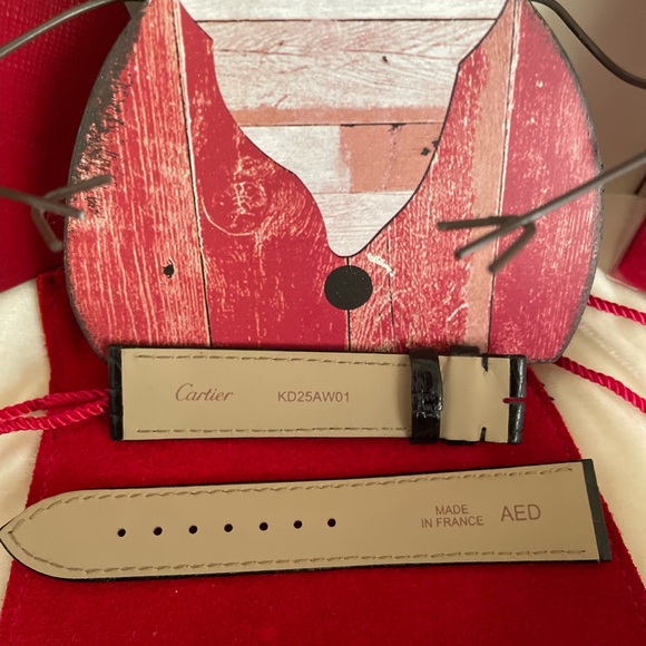 Cartier Tank Width 17.70 (18) x 15.80 (16) Leather Watch Strap - Picture 4 of 10